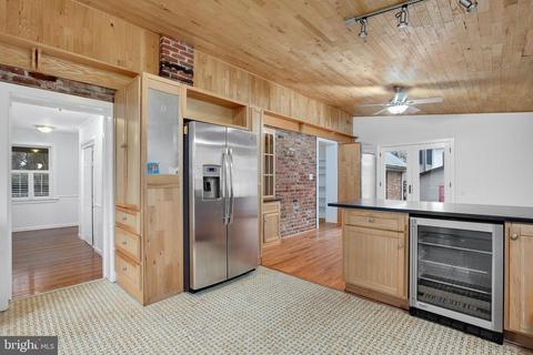 9711 Caney Pl, Silver Spring, MD 20910 photo 14