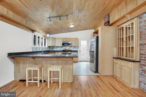9711 Caney Pl, Silver Spring, MD 20910 photo 11