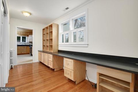 9711 Caney Pl, Silver Spring, MD 20910 photo 17