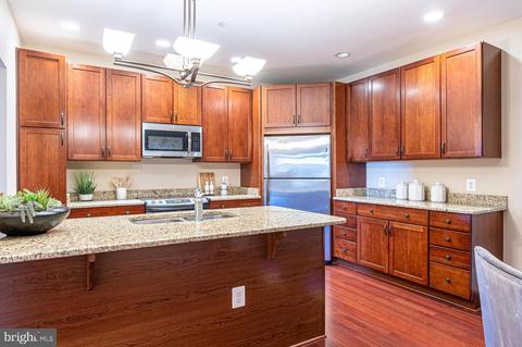 9610 Dewitt Dr #PH411, Silver Spring, MD 20910 photo 13