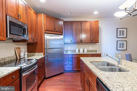 9610 Dewitt Dr #PH411, Silver Spring, MD 20910 photo 15