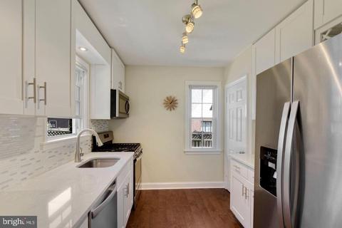2003 Osborn Dr, Silver Spring, MD 20910 photo 7