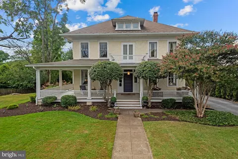 6812 Connecticut Ave, Chevy Chase, MD 20815