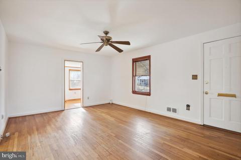 11505 Galt Ave, Silver Spring, MD 20902 photo 2