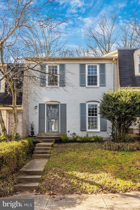 19813 Bazzellton Pl, Montgomery Village, MD 20886