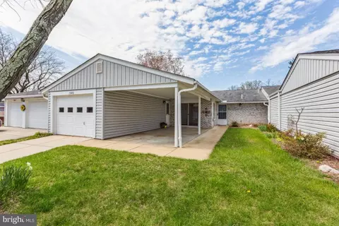 15402 Wentbridge Ct #44-B, Silver Spring, MD 20906