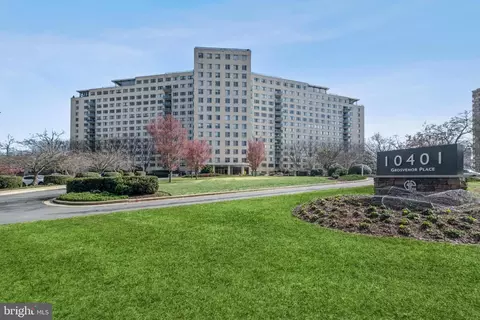 10401 Grosvenor Pl #417, Rockville, MD 20852