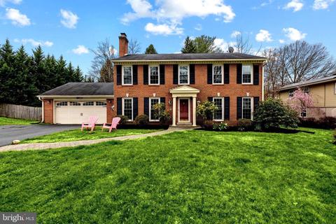 15100 Candytuft Ln, Rockville, MD 20853