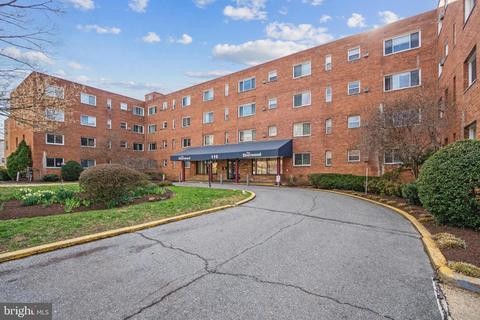 116 Lee Ave #104, Takoma Park, MD 20912