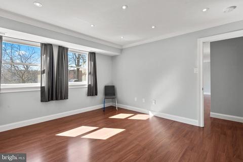2303 Greenery Ln #T-2-4, Silver Spring, MD 20906 photo 19