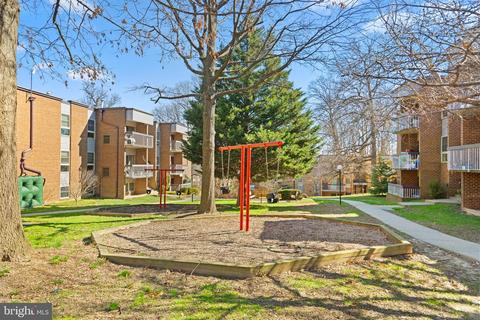 2303 Greenery Ln #T-2-4, Silver Spring, MD 20906 photo 29