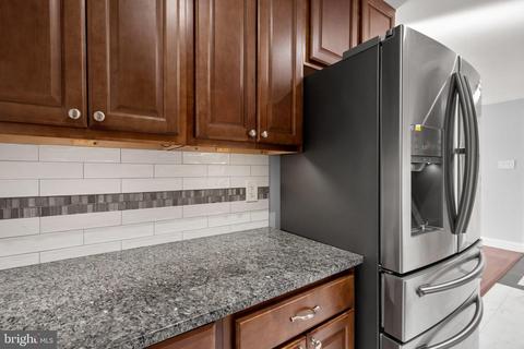 2303 Greenery Ln #T-2-4, Silver Spring, MD 20906 photo 14