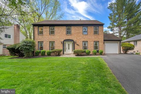10308 Bells Mill Ter, Potomac, MD 20854