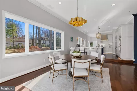9706 Logan Dr, Potomac, MD 20854 photo 13