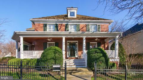 339 Tschiffely Square Rd, Gaithersburg, MD 20878