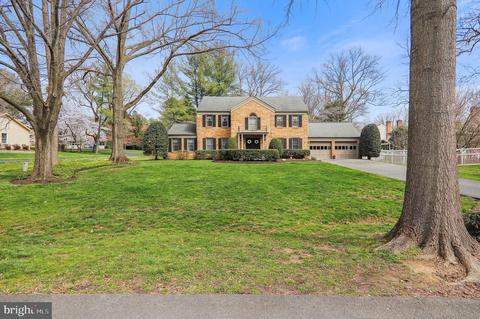 10601 Rock Run Dr, Potomac, MD 20854