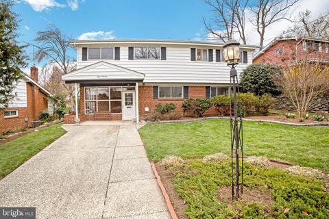 819 Hillsboro Dr, Silver Spring, MD 20902