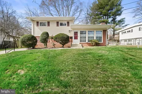 706 Twinbrook Pkwy, Rockville, MD 20851