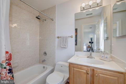 15529 Thompson Rd, Silver Spring, MD 20905 photo 32