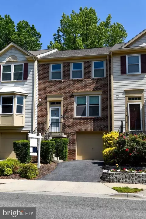 204 Leafcup Ct, Gaithersburg, MD 20878