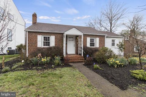 6613 Gude Ave, Takoma Park, MD 20912