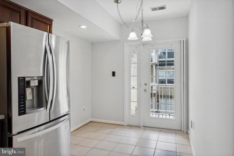2084 University Blvd W #7, Silver Spring, MD 20902 photo 15