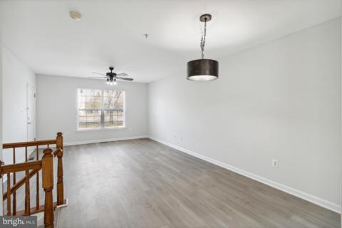2084 University Blvd W #7, Silver Spring, MD 20902 photo 8