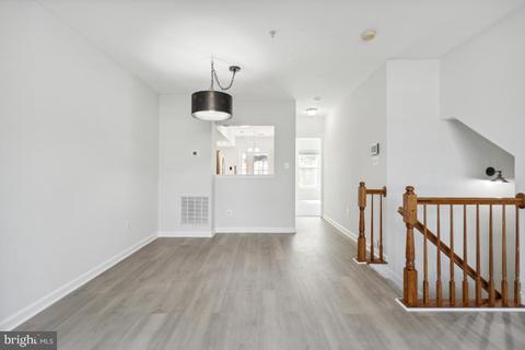 2084 University Blvd W #7, Silver Spring, MD 20902 photo 9