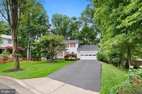 100 Summit Hall Rd, Gaithersburg, MD 20877