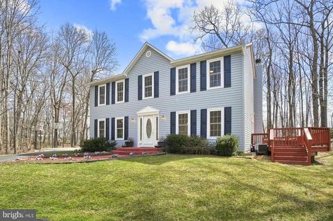19014 Cattail Ln, Poolesville, MD 20837