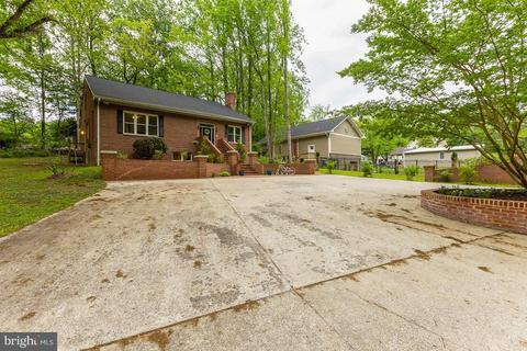 11901 Marmary Rd, Gaithersburg, MD 20878