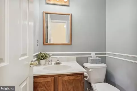 15117 Timberlake Dr, Silver Spring, MD 20905 photo 16