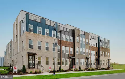 1210 Vermeer Ave, Gaithersburg, MD 20878