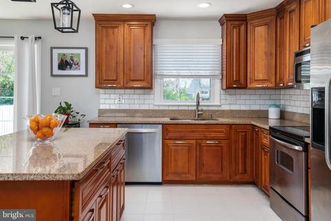 708 Kerwin Rd, Silver Spring, MD 20901 photo 10