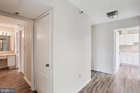 15107 Interlachen Dr #2-812, Silver Spring, MD 20906 photo 6