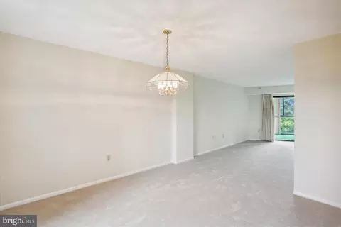 15107 Interlachen Dr #2-812, Silver Spring, MD 20906 photo 16