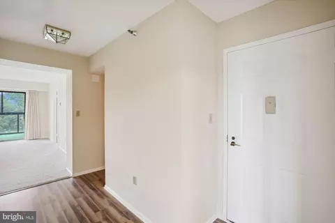 15107 Interlachen Dr #2-812, Silver Spring, MD 20906 photo 5