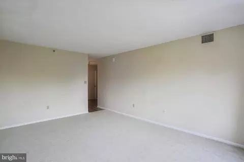 15107 Interlachen Dr #2-812, Silver Spring, MD 20906 photo 31