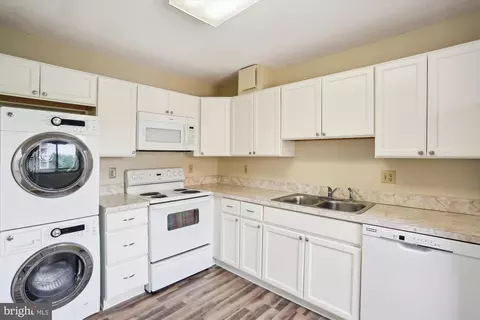 15107 Interlachen Dr #2-812, Silver Spring, MD 20906 photo 7