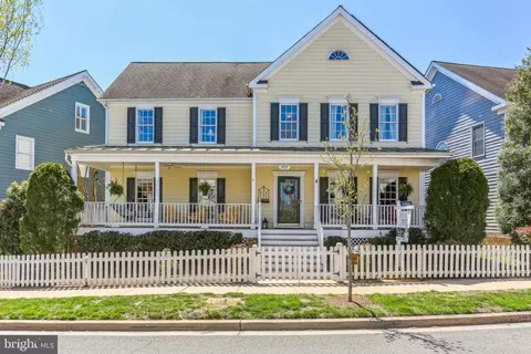 707 Gatestone St, Gaithersburg, MD 20878