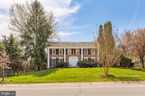 12521 Stable House Ct, Potomac, MD 20854