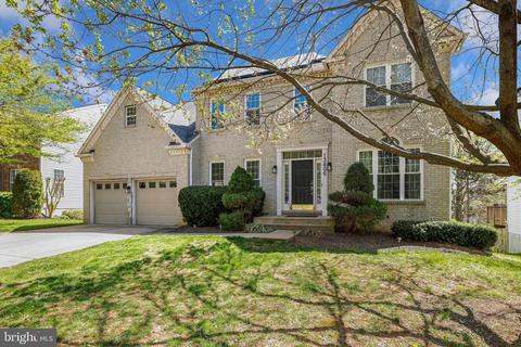 13806 Rockingham Rd, Germantown, MD 20874