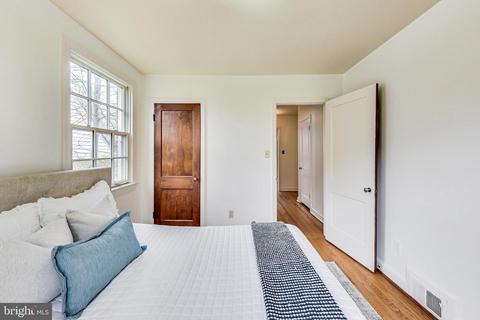 9216 Mintwood St, Silver Spring, MD 20901 photo 17