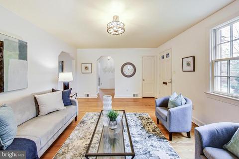 9216 Mintwood St, Silver Spring, MD 20901 photo 4