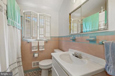 8303 Hartford Ave, Silver Spring, MD 20910 photo 18