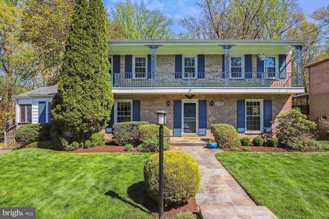 2286 Dunster Ln, Potomac, MD 20854
