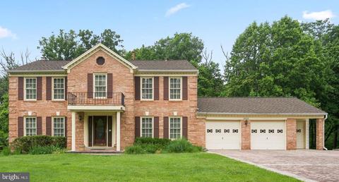 3012 Brownstone Ct, Burtonsville, MD 20866
