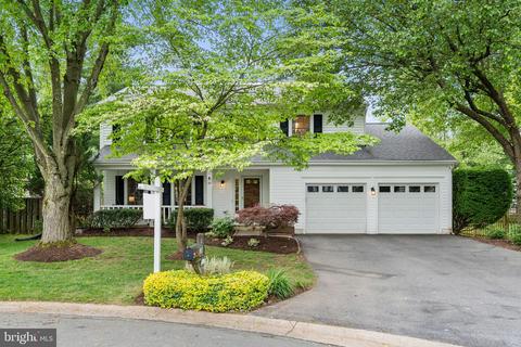10 Shakespeare Ct, Germantown, MD 20876
