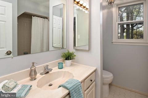 332 Soapstone Ln, Silver Spring, MD 20905 photo 36