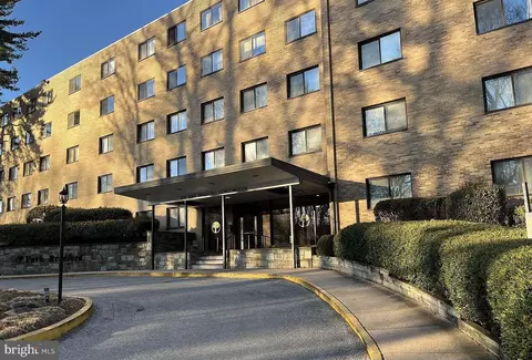 8601 Manchester Rd #517, Silver Spring, MD 20901